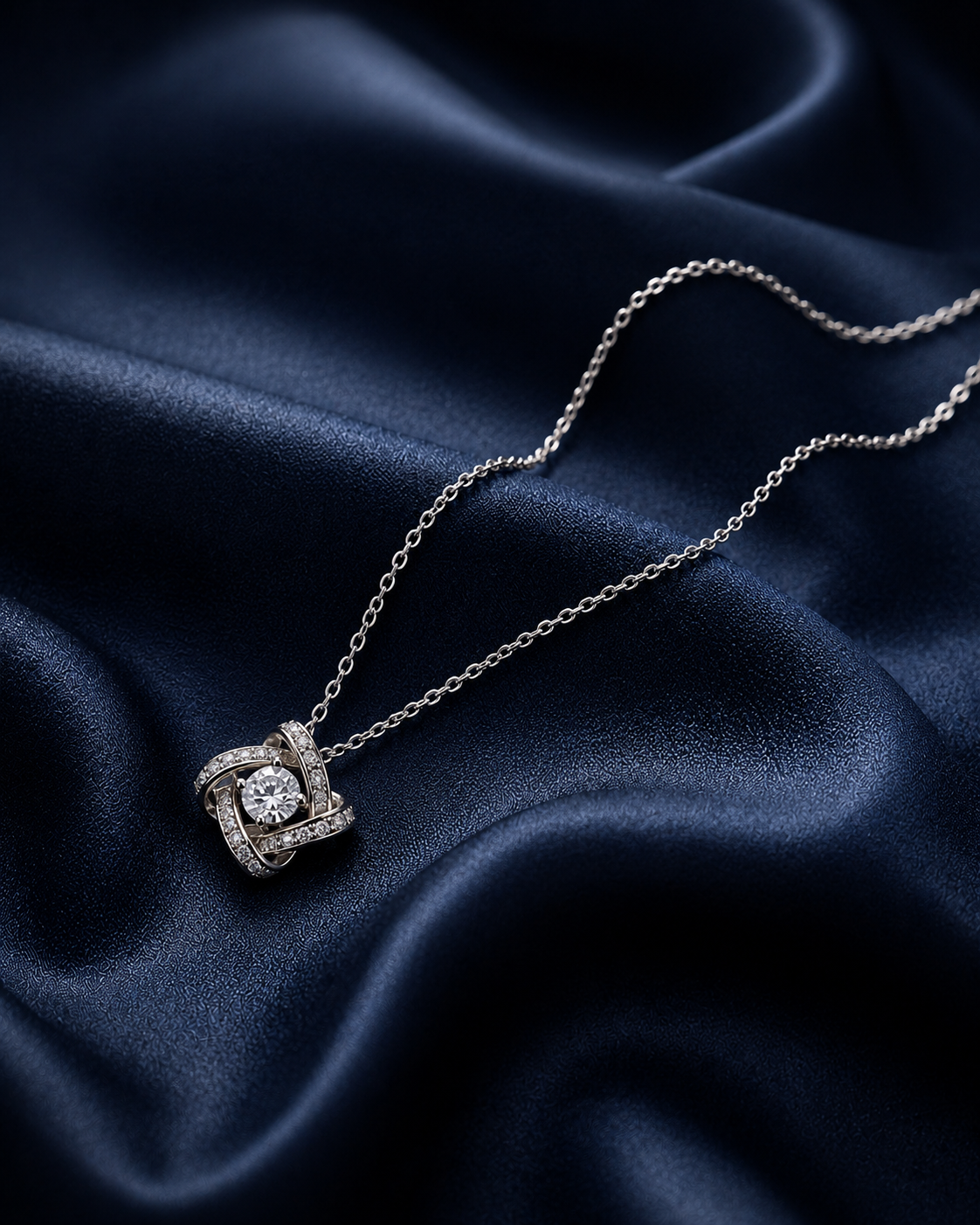Origo Solitaire Pendant Necklace | 925 Sterling Silver Necklace for Women
